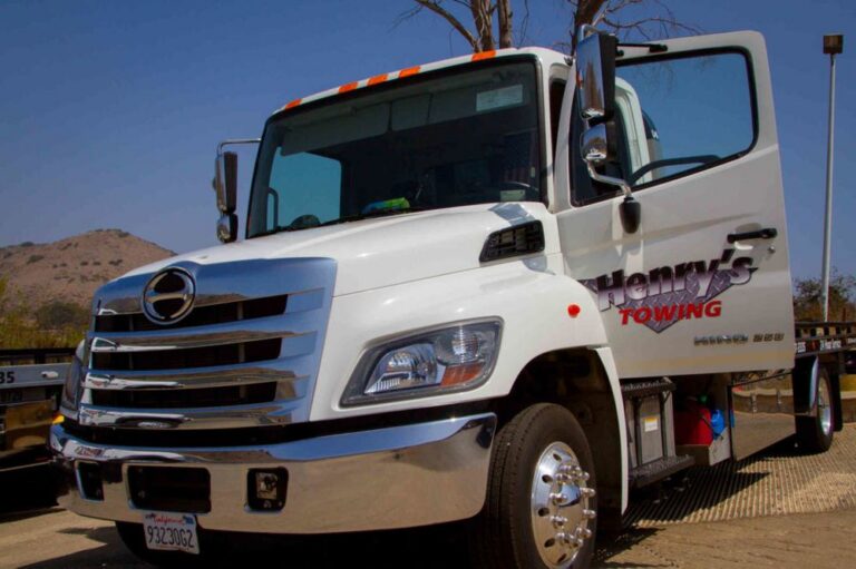 towing company in Santa Ana 768x511