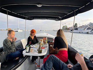 imgi 4 8 Passenger Electric Boat 3